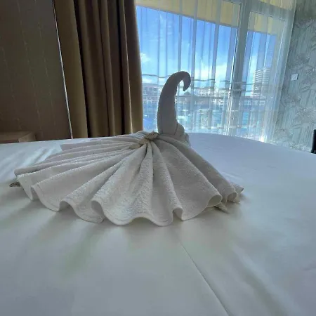 Gallery L Apartman Napospart