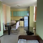 Gallery L Апартамент