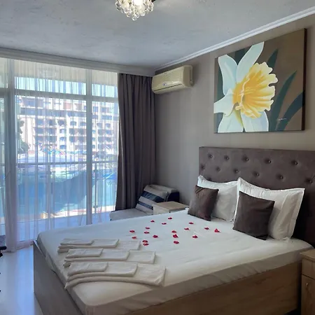 Gallery L Apartman *