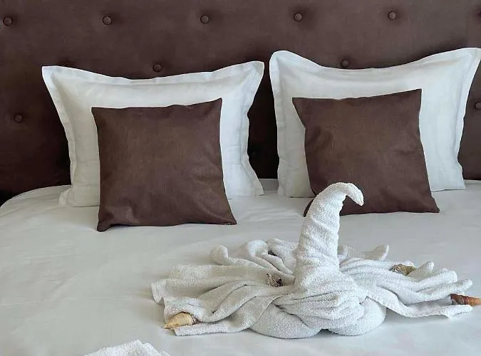 Gallery L * Σάνι Μπιτς