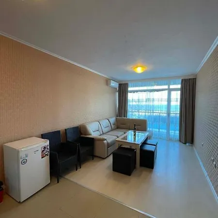 Gallery L Апартамент